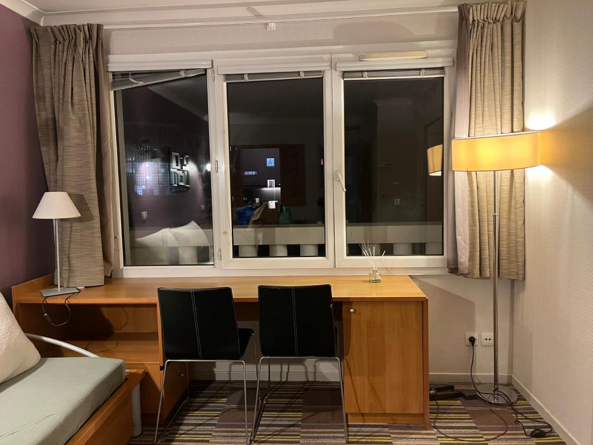 Dream Dwell Paris - Paris Expo Porte Versailles Beautiful Apartment With Balcony อิซซีเลมูลิโนต์ ภายนอก รูปภาพ