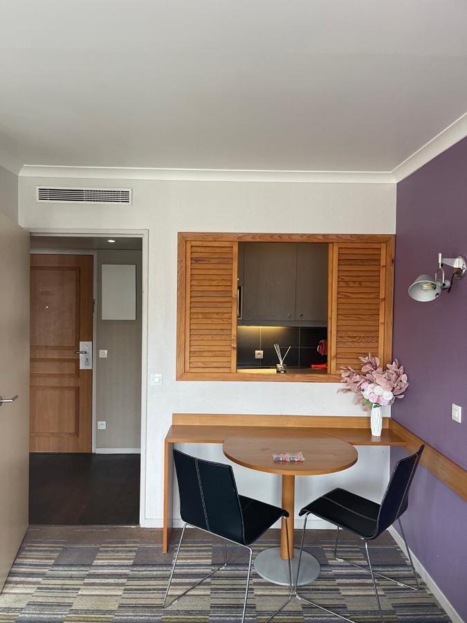 Dream Dwell Paris - Paris Expo Porte Versailles Beautiful Apartment With Balcony อิซซีเลมูลิโนต์ ภายนอก รูปภาพ