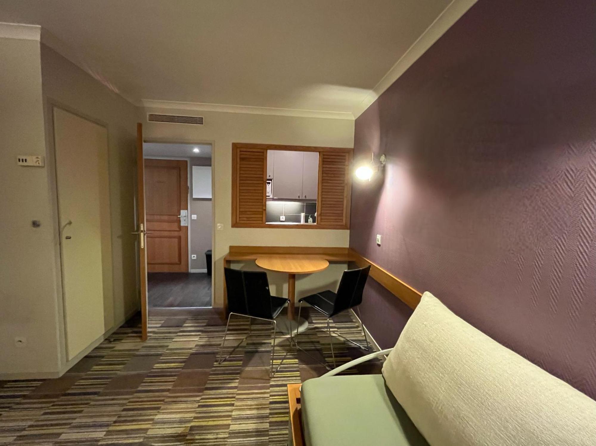 Dream Dwell Paris - Paris Expo Porte Versailles Beautiful Apartment With Balcony อิซซีเลมูลิโนต์ ภายนอก รูปภาพ